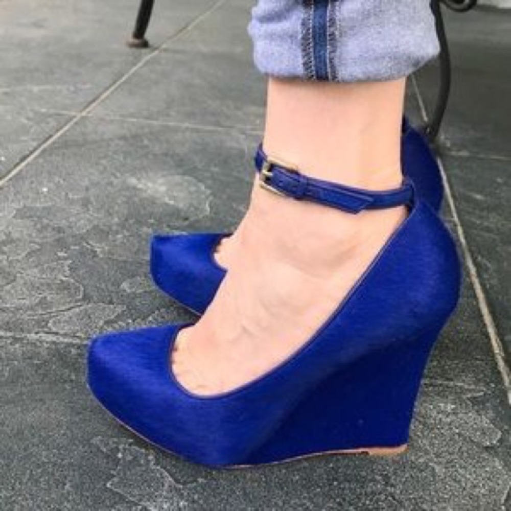 Ann Taylor Wedge